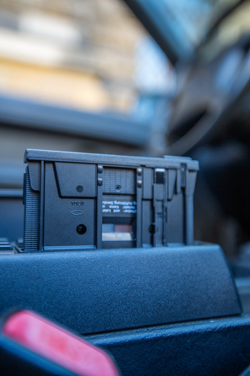 Detailaufnahme Kassettenhalter 3er BMW